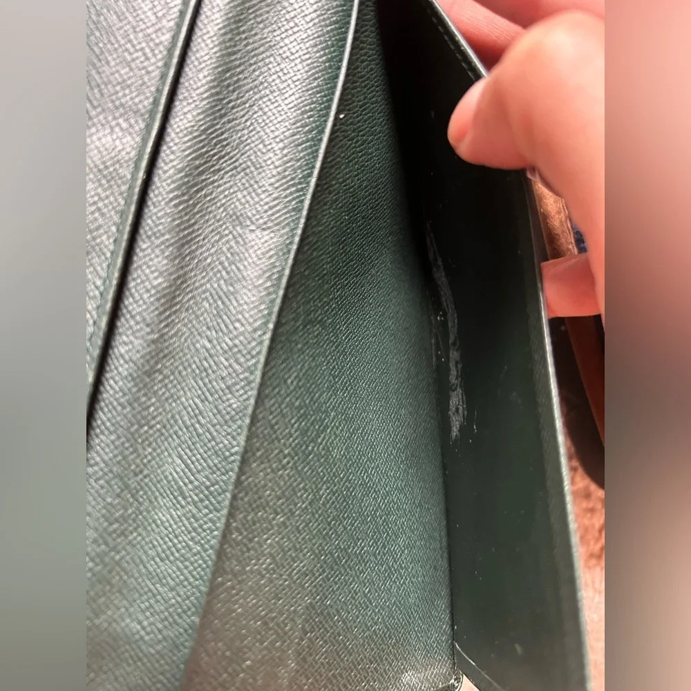 Louis Vuitton Wallet Porte Valeur Cult Green